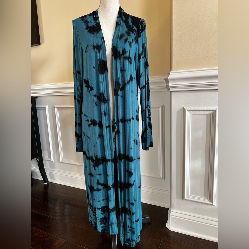Tie-Dye Boho Maxi Cardigan Long Sleeves  Duster in Teal, Black and White.